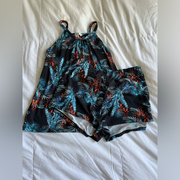 Hawaiian Print Sleep Set - Picture 1 of 6
